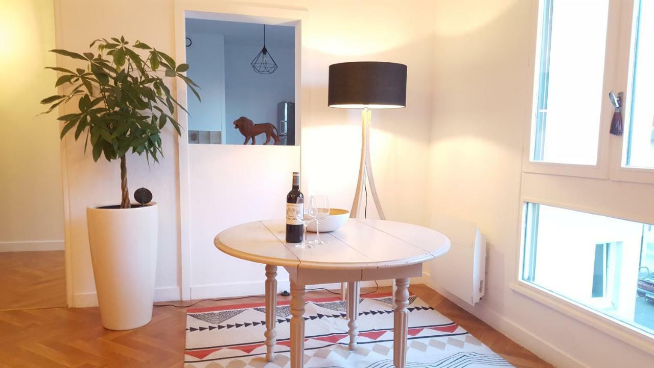 Votre Escale - Le Globe Trotteur Apartamento Niort Exterior foto